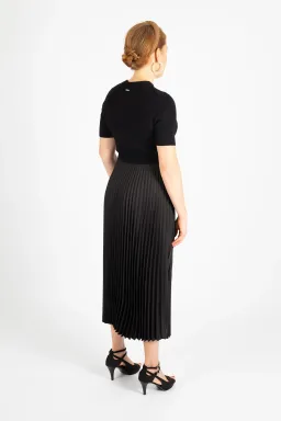 Hugo Boss Plissé Pleats Dress with Knitted Top Black Size M for rent on The Volte - image 4