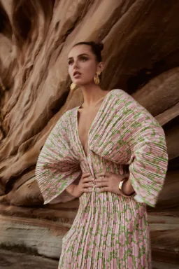 Gianna Forever Dress Olive & Pink Floral Size AU 6 for rent on The Volte - image 4