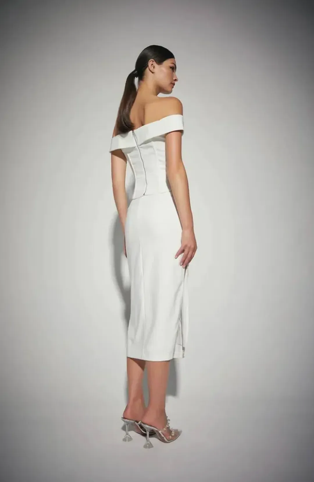 Kianna Lorina Bodice Ivory Size 6 for rent on The Volte - main image