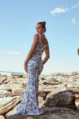 Sonya Moda Isabelle Gown in Paisley Floral Size 10 for rent on The Volte - image 3