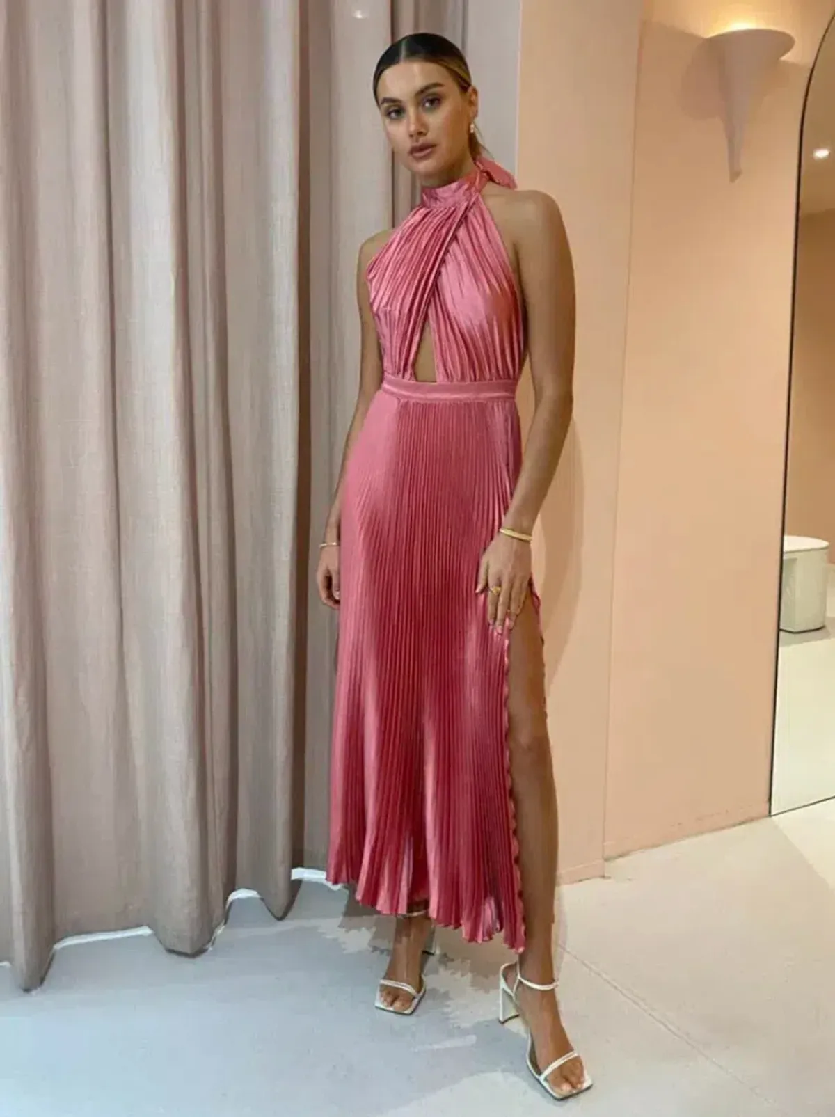 L'Idee Renaissance Split Gown in Dusty Rose Size 8 - Image 2