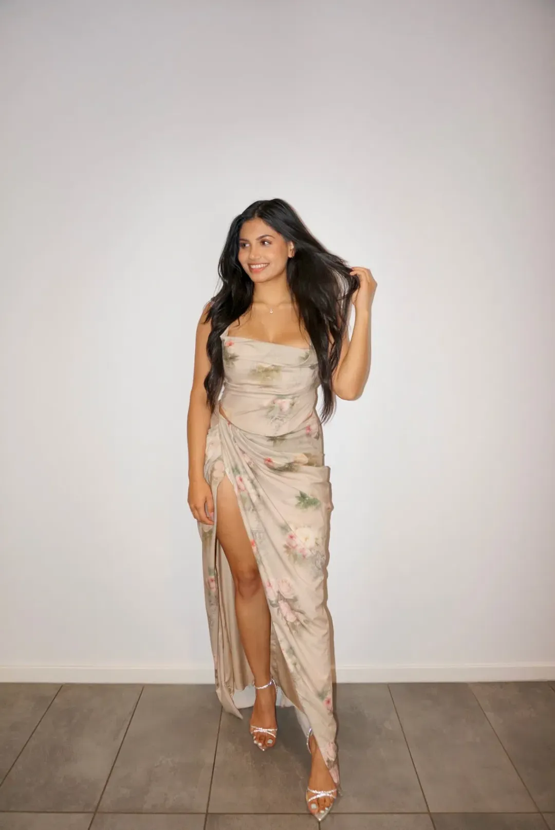 House of CB Vintage Set Floral Beige Size S / AU 8 for rent on The Volte - main image