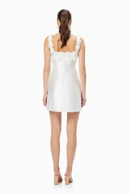 Elliatt Elder Dress White Size 6 for rent on The Volte - image 3
