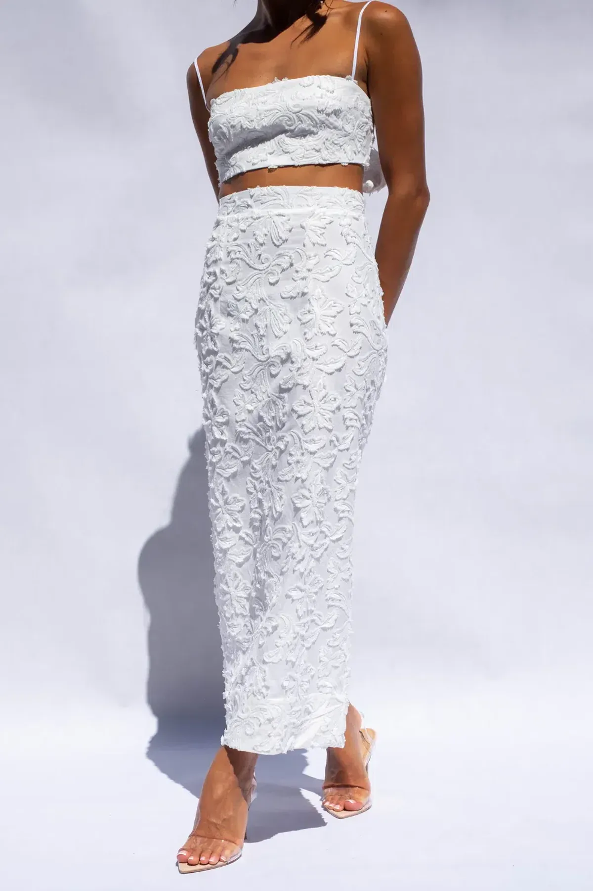 Isabella Longginou Textured Bow Tie Crop and Fitted Pencil Skirt Set White Size 6 - Image 2