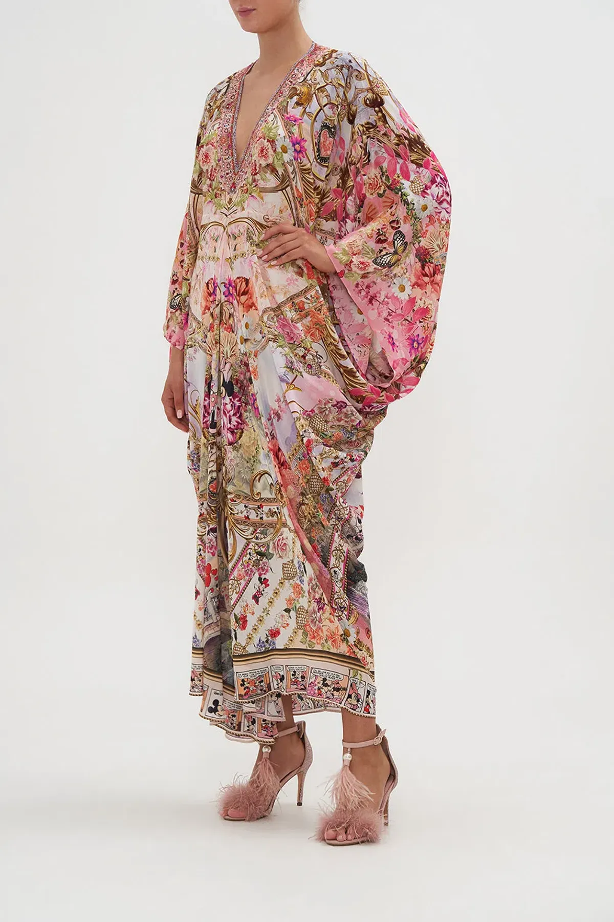 Camilla Minnie Mouse Magic T Shape Long Kaftan One Size - Image 4