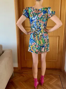 Dolce and Gabbana Printed Silk Dress with Embroidered Applique Floral Size 44 / AU 12 for rent on The Volte - image 4