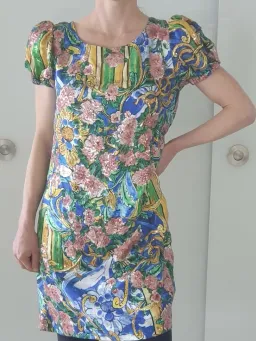 Dolce and Gabbana Printed Silk Dress with Embroidered Applique Floral Size 44 / AU 12 for rent on The Volte - image 5