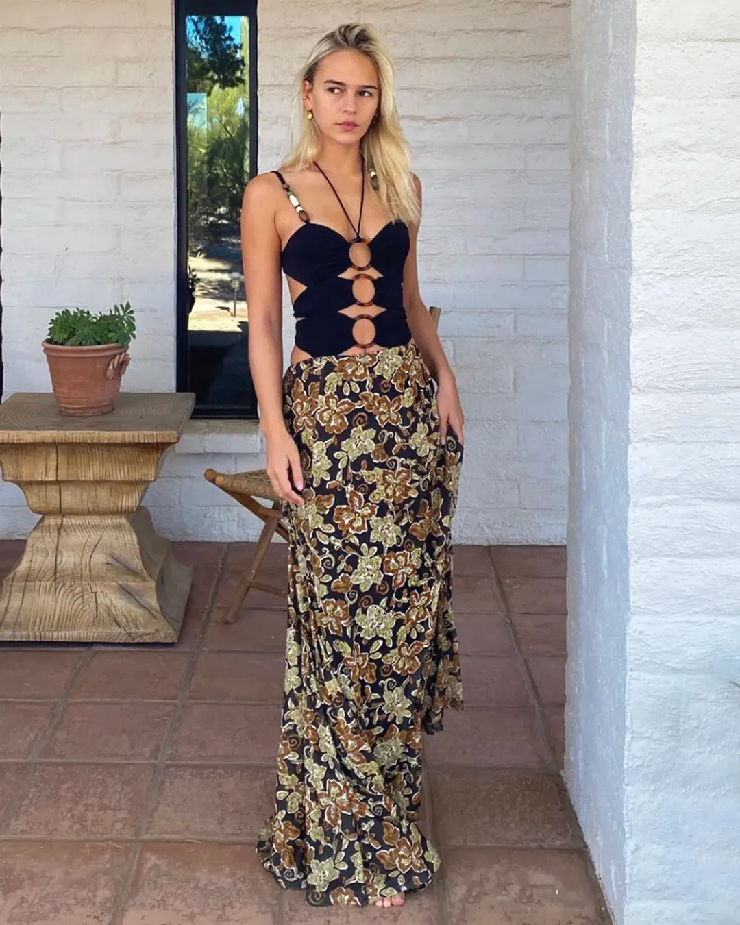 Hansen and Gretel Weaver Cut Out Floral Beaded Dress in Floral Size Small / AU 8 for rent on The Volte - main image