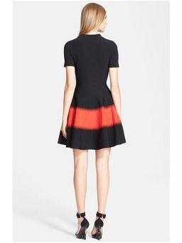 Alexander McQueen Red and Black Textured Fit & Flare Dress size 8 for rent on The Volte - image 3