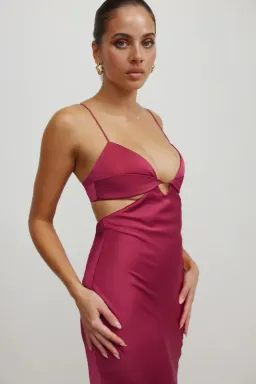 Lexi Karma Dress Crimson Size 8 for rent on The Volte - image 2