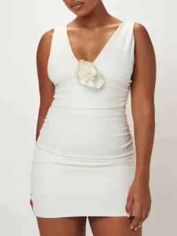 Effie Katz Rochelle Mini Dress White Size 8 for rent on The Volte - image 2