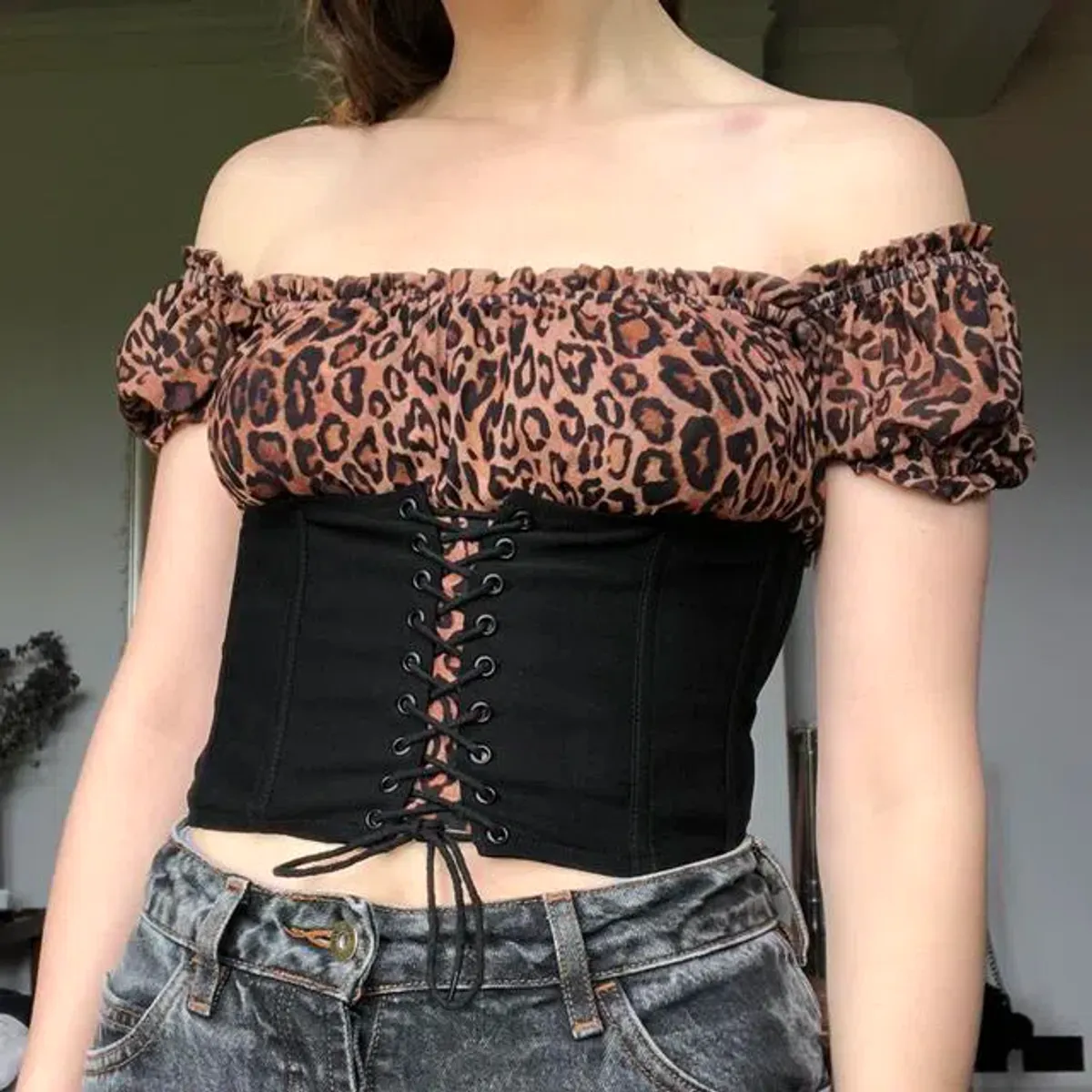 I AM GIA Leopard Rhia Corset Crop Top Size S/Au 8 - Image 2