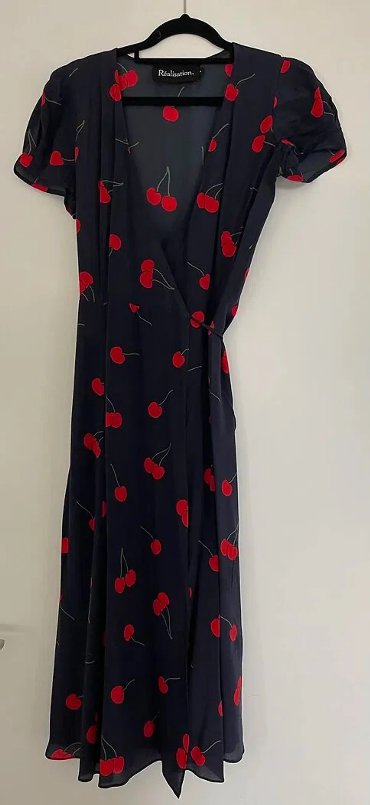 Realisation Par Teale wild cherry dress size s - Image 3