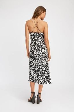 Kookai Fleur Midi Dress Black Size 12 for rent on The Volte - image 3