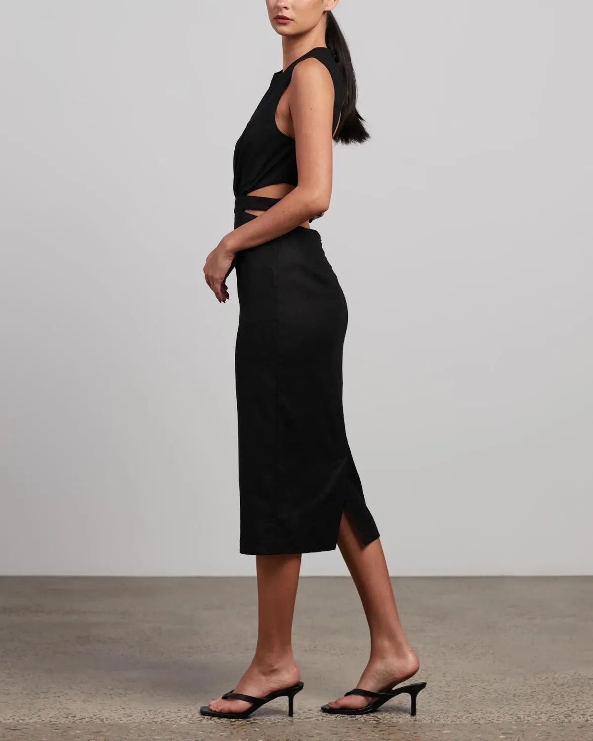 Pasduchas Piquant Midi Dress Black Size 10 - Image 2