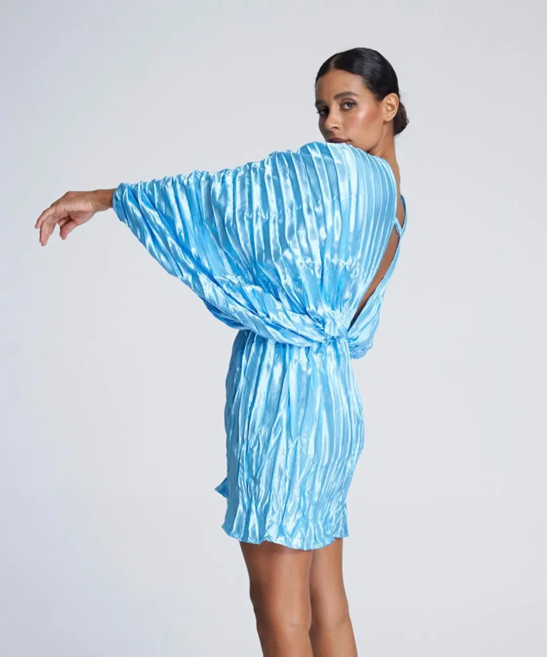 L’Idée Deluxe De Luxe Mini Dress Gown Sky Blue Size 10 for rent on The Volte - main image