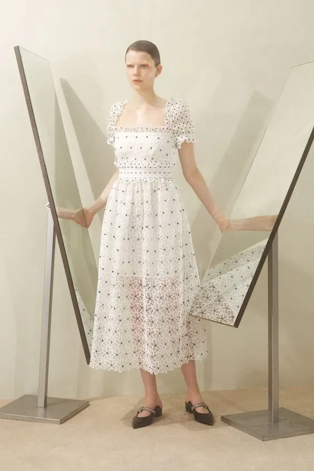 Self Portrait Guipure Hibiscus Midi Dress Ivory Size AU 12 - Image 1