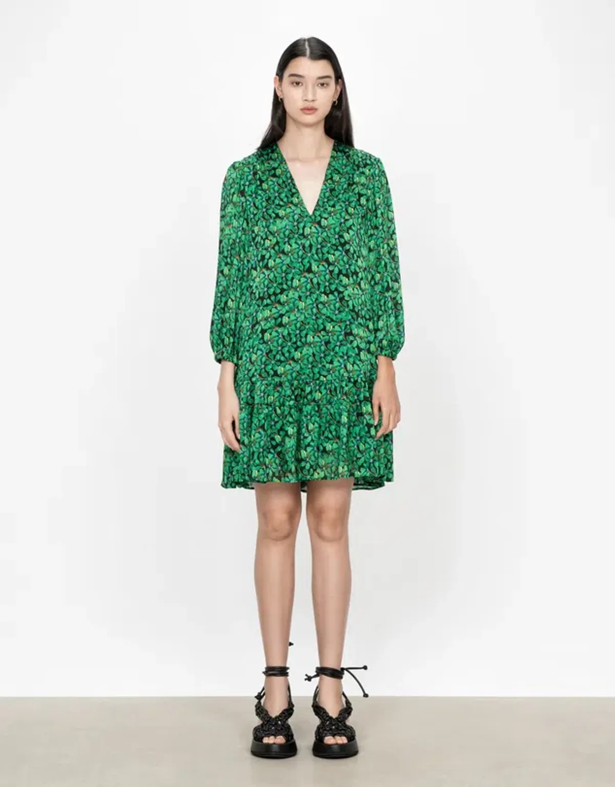 Veronika Maine Clover Print Swing Mini Dress Clover Green Size AU 10 for rent on The Volte - main image