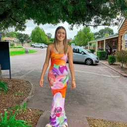 With Harper Lu Riveria Multi Size S/ Au 8 for rent on The Volte - image 2