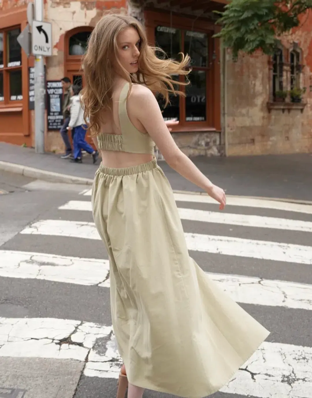 Pasduchas Blair Midi Dress Green Size 14 for rent on The Volte - main image