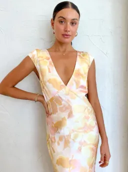 Bec & Bridge Indi V Neck Maxi Dress In Floral Haze Size AU 6 for rent on The Volte - image 2