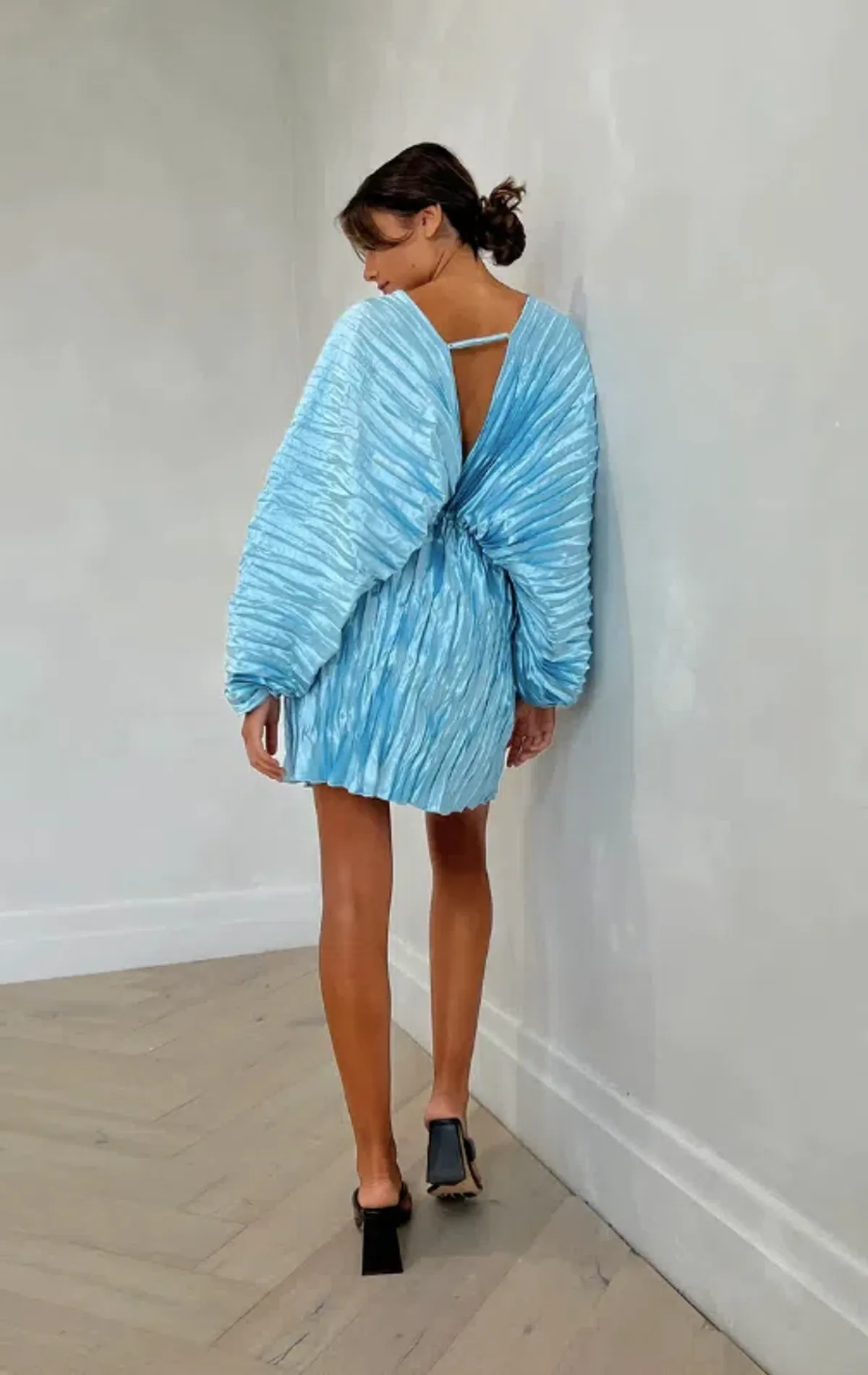 Lidee De Luxe Gown In Summer Blue Size 8 - Image 1