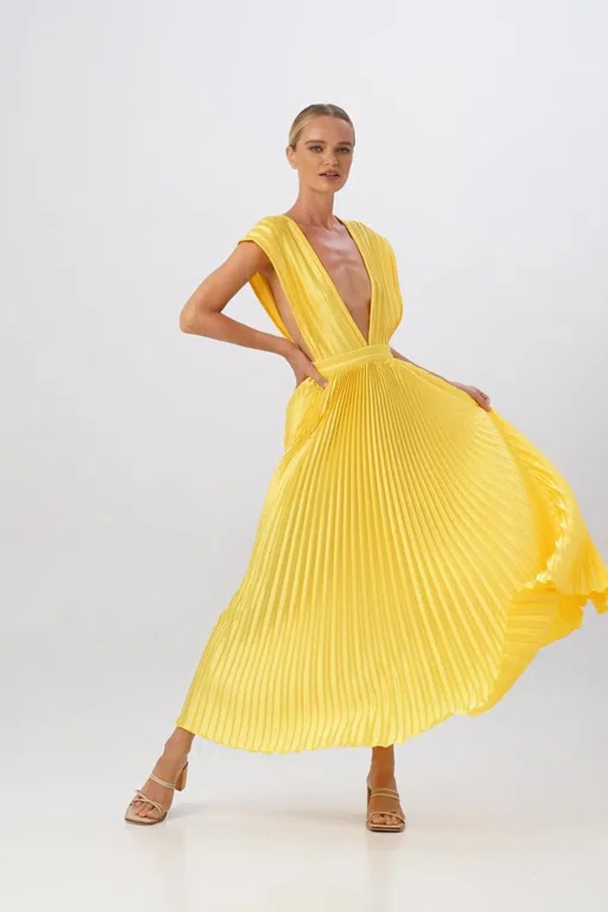 L'Idee Gala Gown Canary Size XL/Au 14 - Image 3