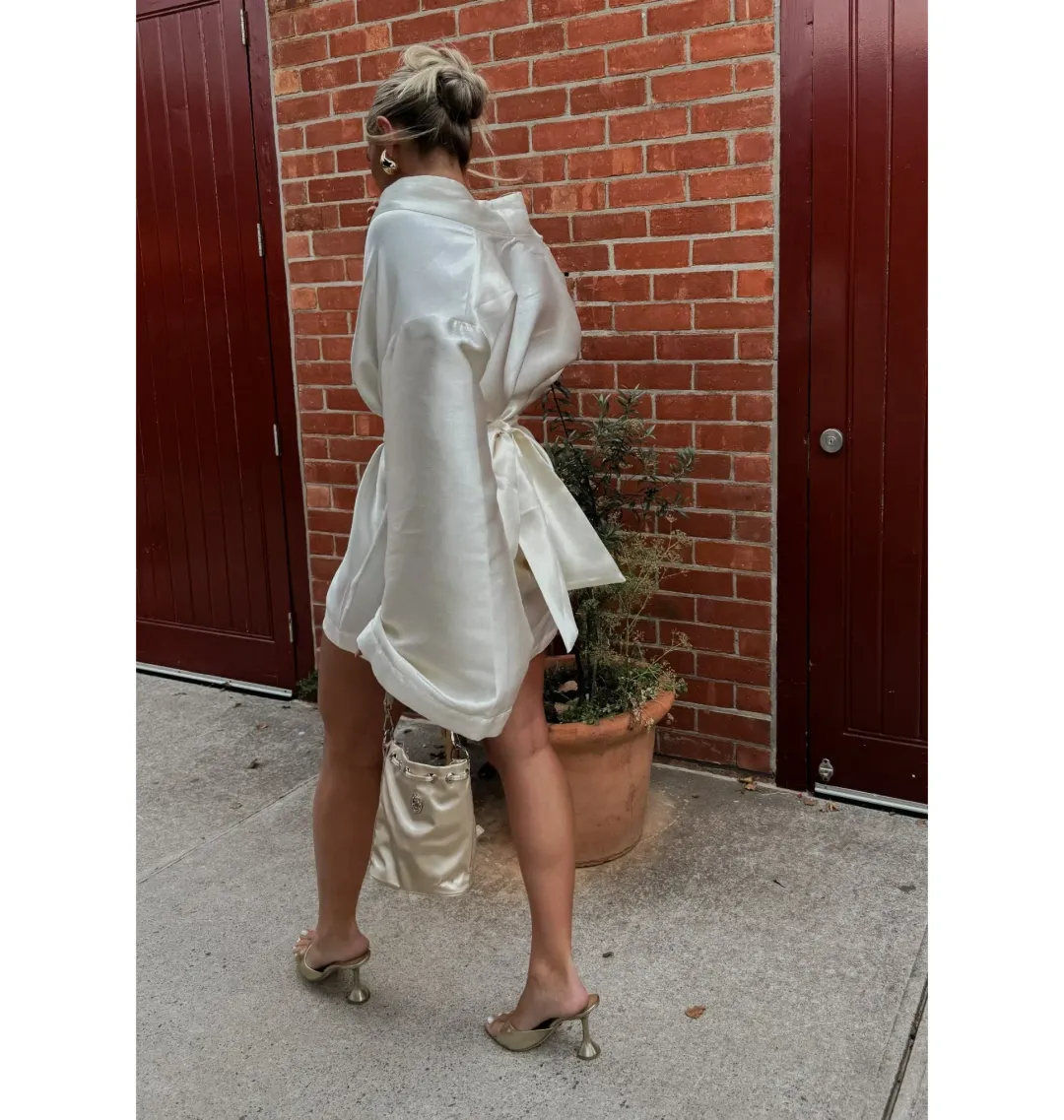 Khirzad Femme Rio Nina Robe Short Ivory Size S / AU 8 for rent on The Volte - main image