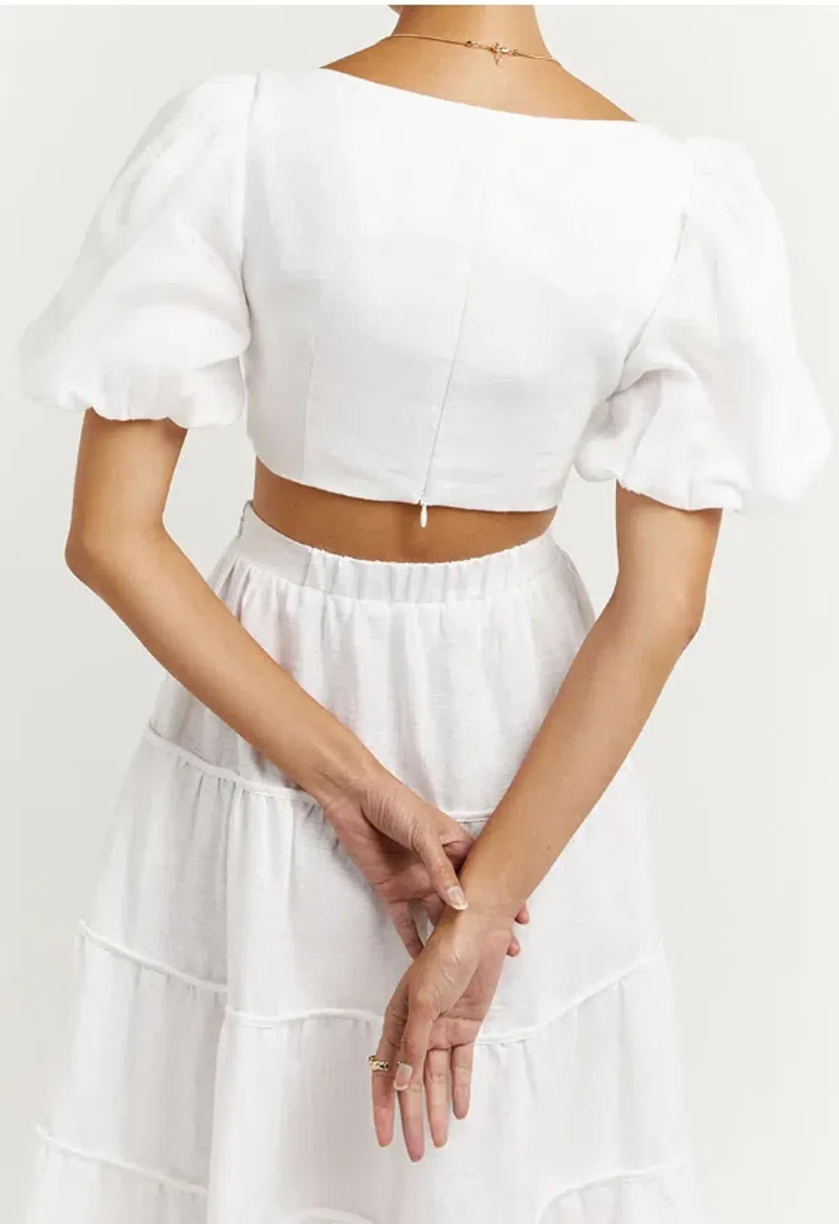 DISSH Aisle Linen Tier Long Skirt and Vienna Linen Curved Crop Top Set White Size 6 AU - Image 4
