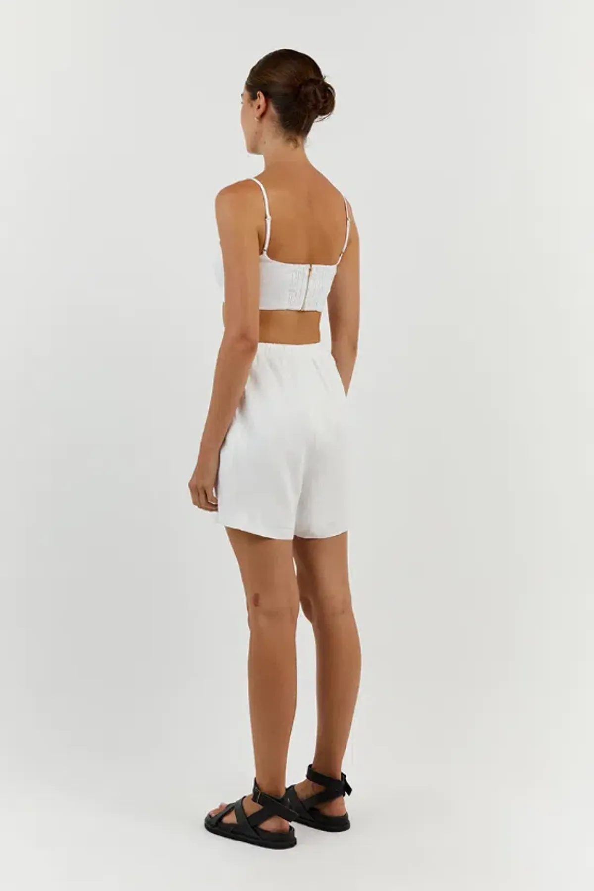 DISSH Aisle Linen Tier Long Skirt and Vienna Linen Curved Crop Top Set White Size 6 AU - Image 7