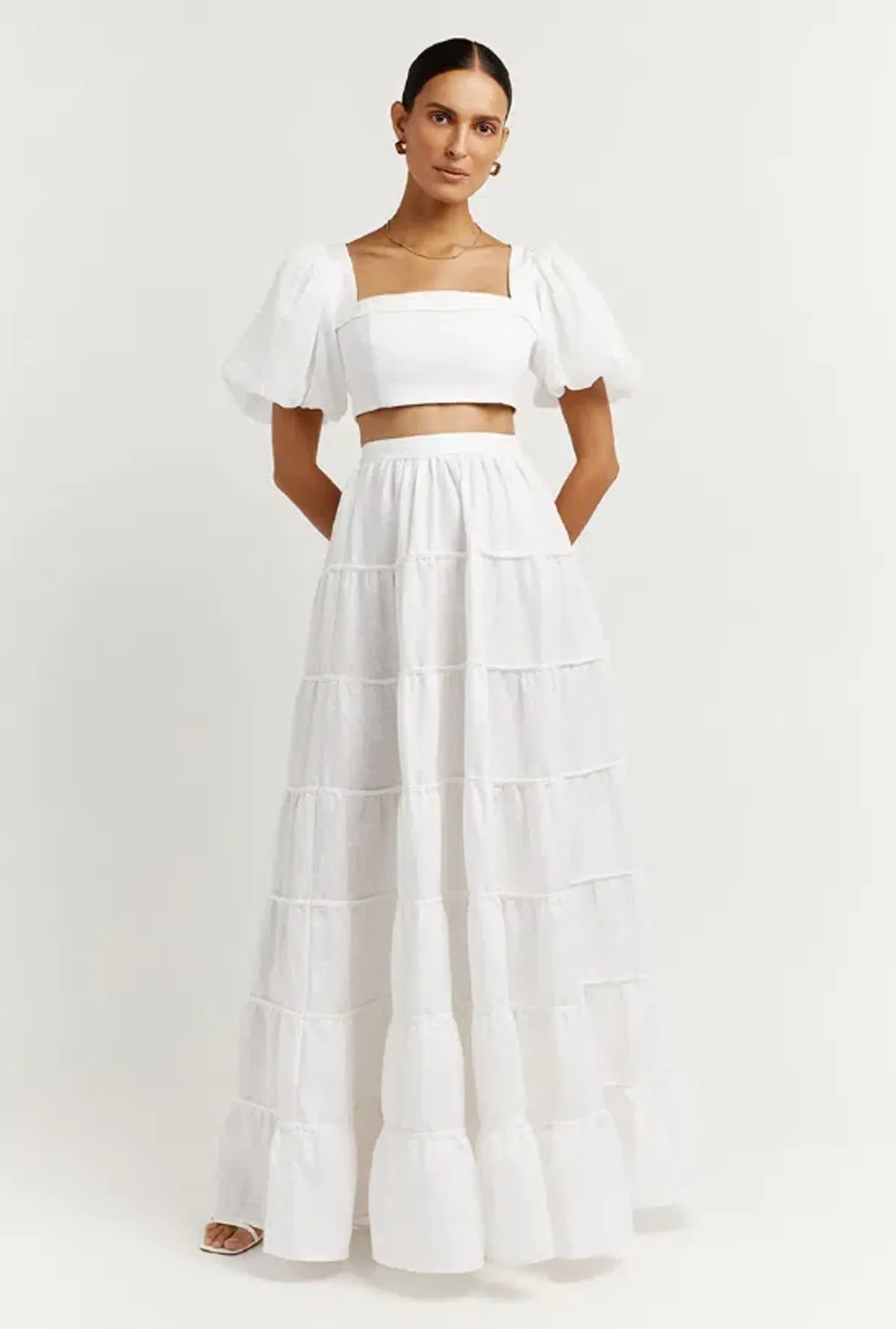 DISSH Aisle Linen Tier Long Skirt and Vienna Linen Curved Crop Top Set White Size 6 AU - Image 1
