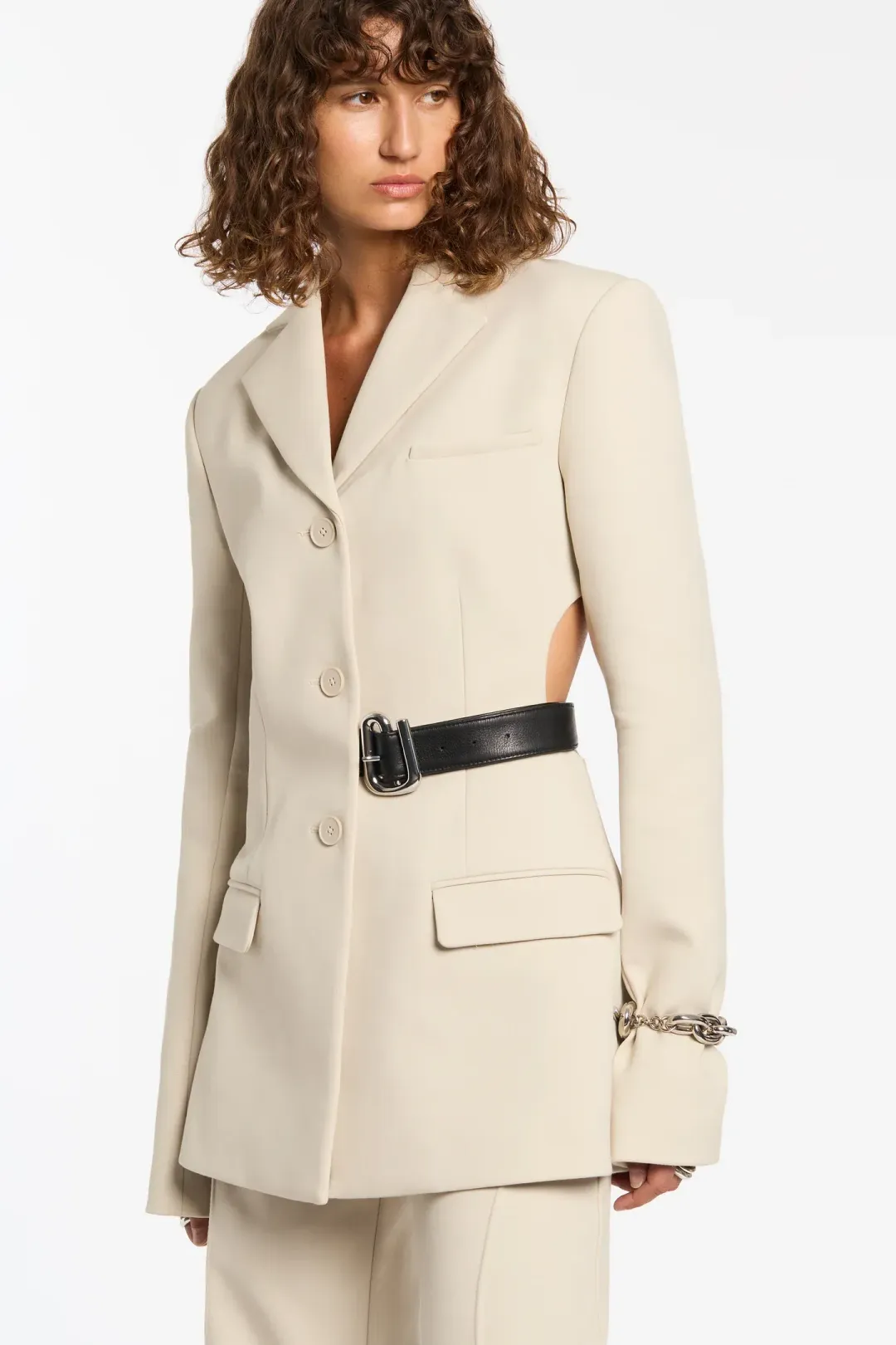 Sir the Label Musee Contoured Blazer & Trouser Set Belt included Grey Size 6 for rent on The Volte - main image