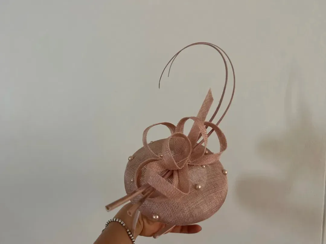 Morgan and Taylor Fascinator for rent on The Volte - main image