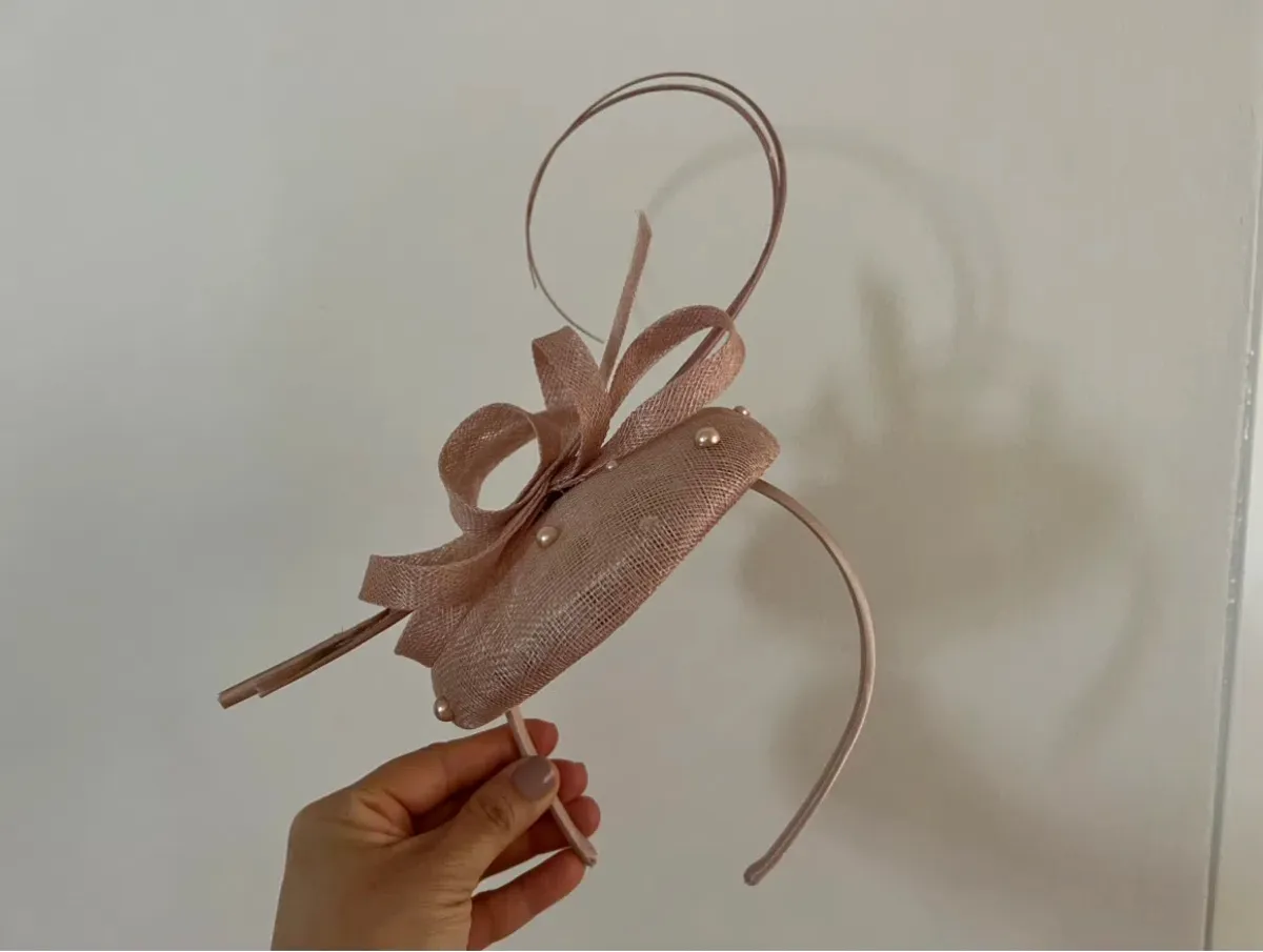 Morgan and Taylor Fascinator - Image 2