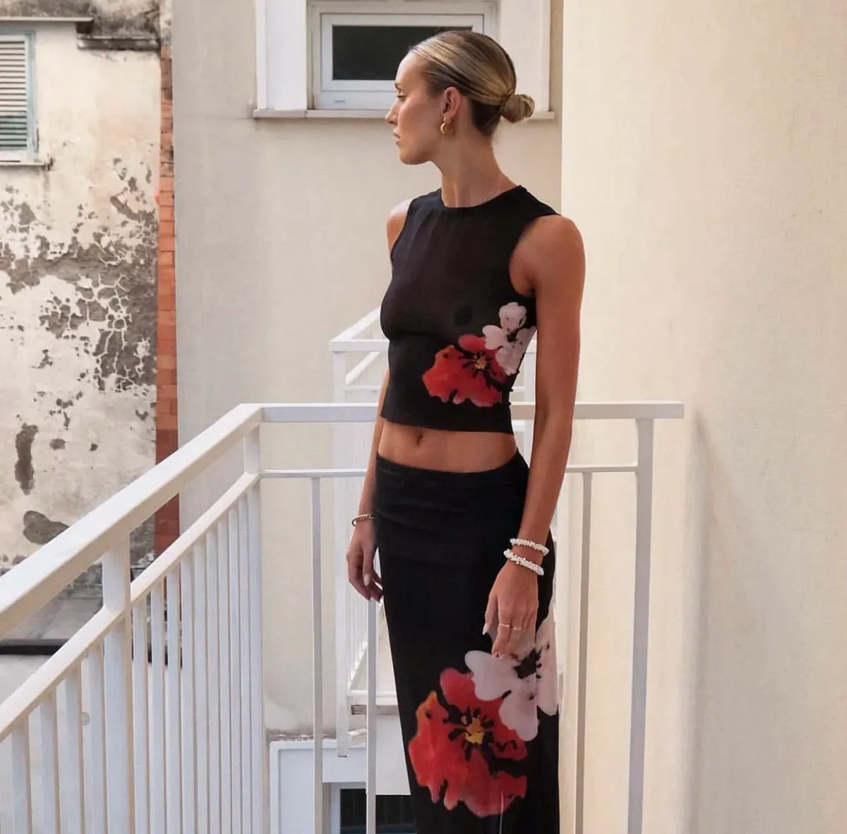 With Harper Lu Black Mesh Floral Top and Skirt Set Black Floral Size 6 - Image 2