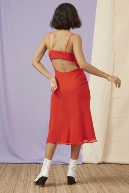 Finders keepers NOSTALGIA DRESS red for rent on The Volte - image 2